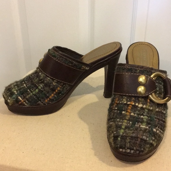 Coach tweedy fun but classy mule, size 7.5 - Picture 3 of 8